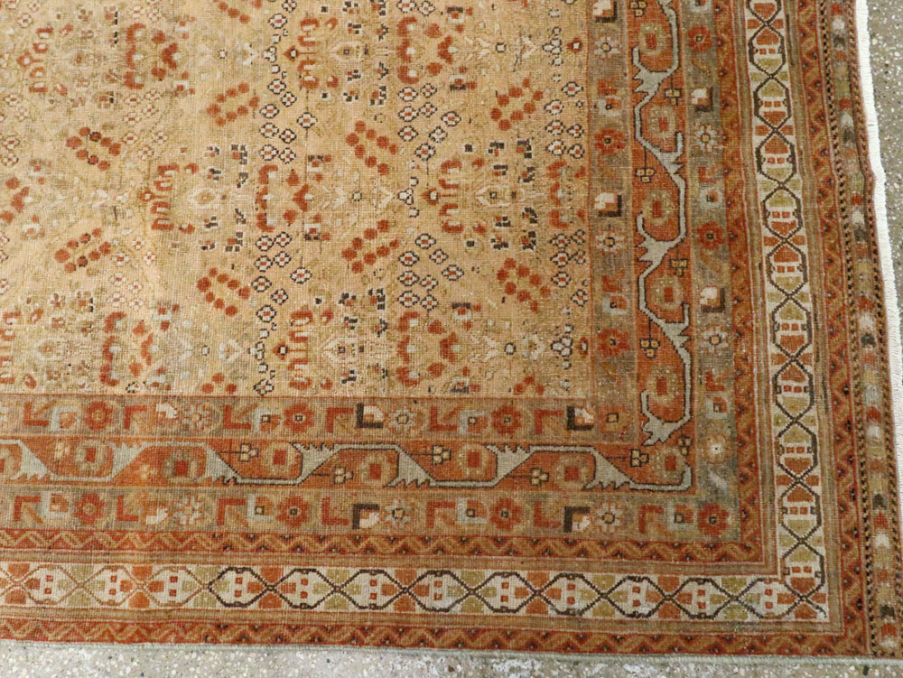 Vintage Persian Shiraz Carpet, No.24556 - Gsblank