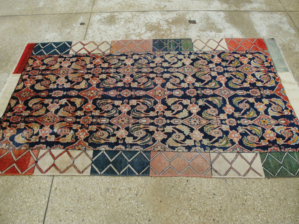 Vintage Persian Tabriz Rug, No.24562 - Gsblank