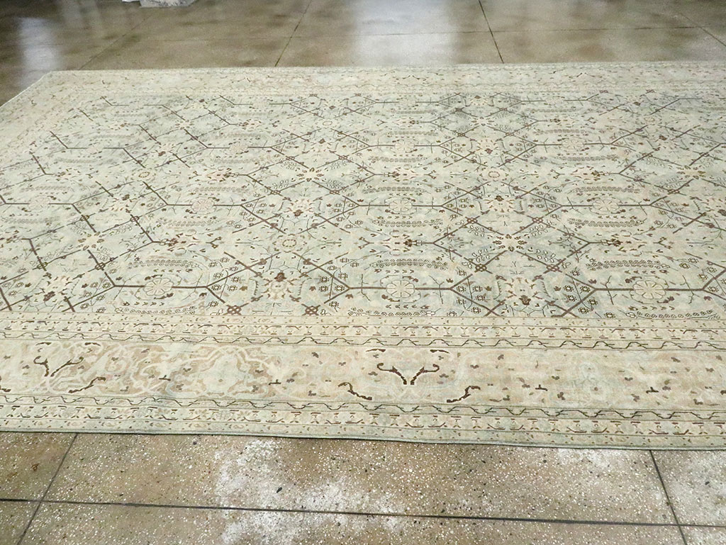 Antique Persian Tabriz Carpet, No.24579 - Gsblank