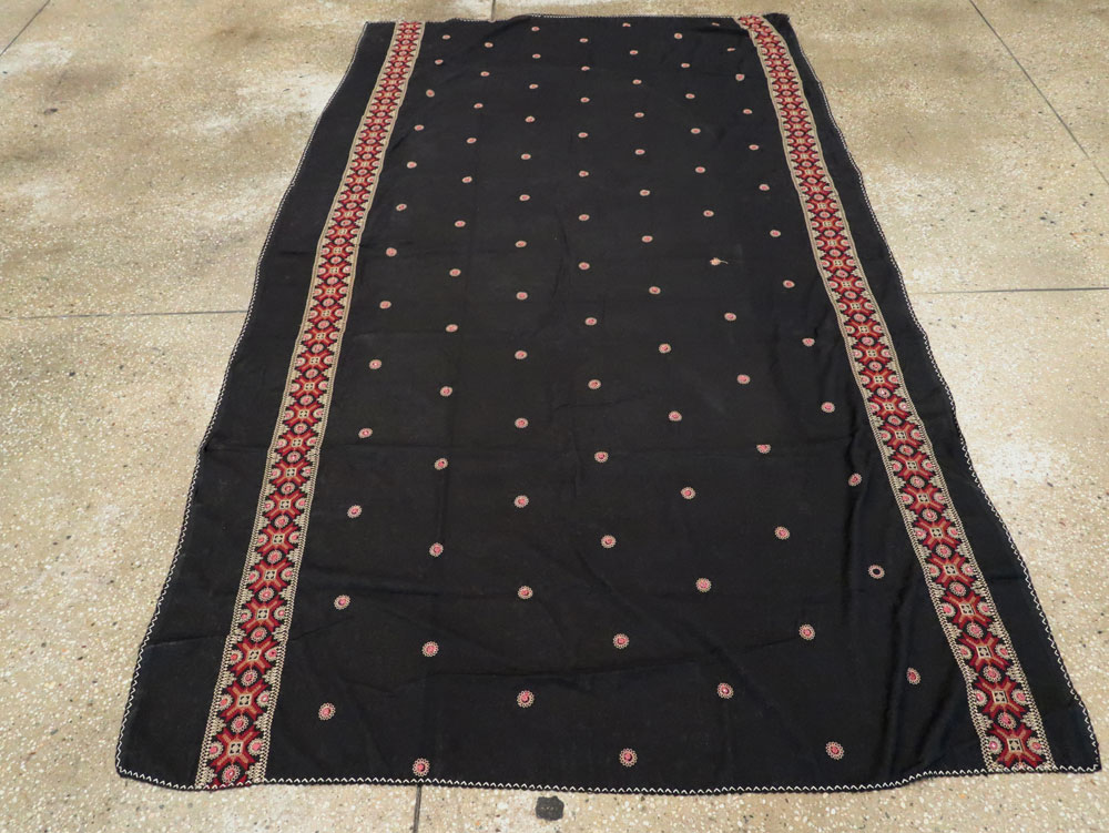 Vintage Persian Embroidered Textile, No.24590 - Gsblank