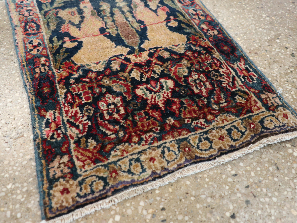 Vintage Persian Tabriz Rug, No.24610 - Gsblank