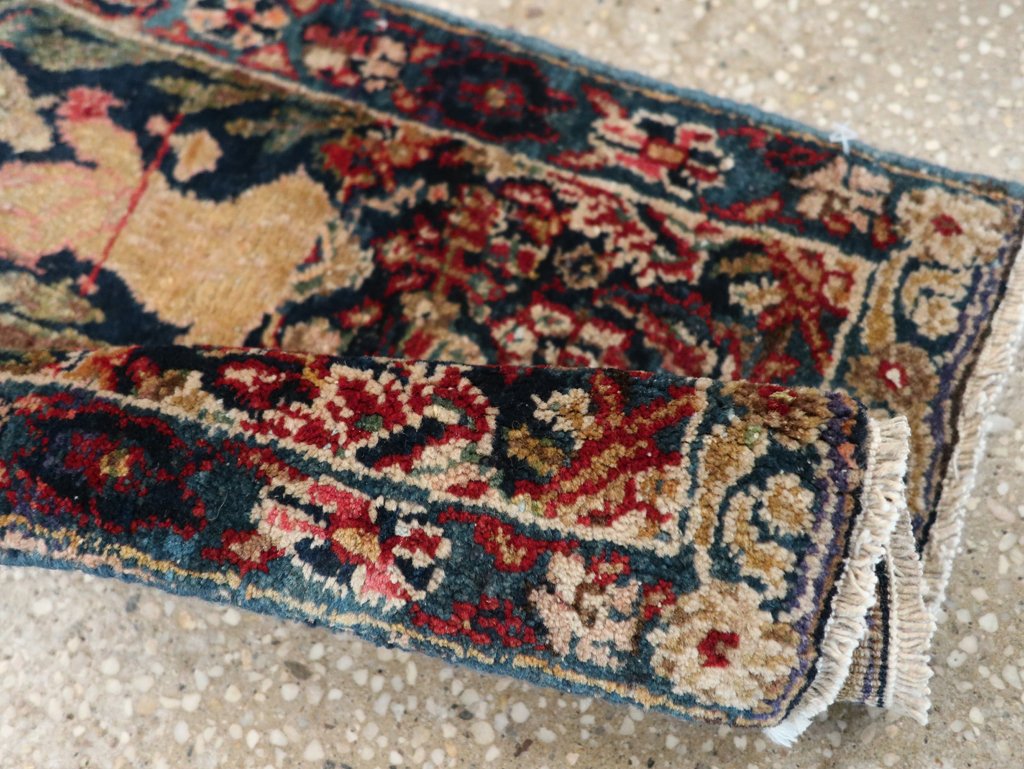 Vintage Persian Tabriz Rug, No.24610 - Gsblank