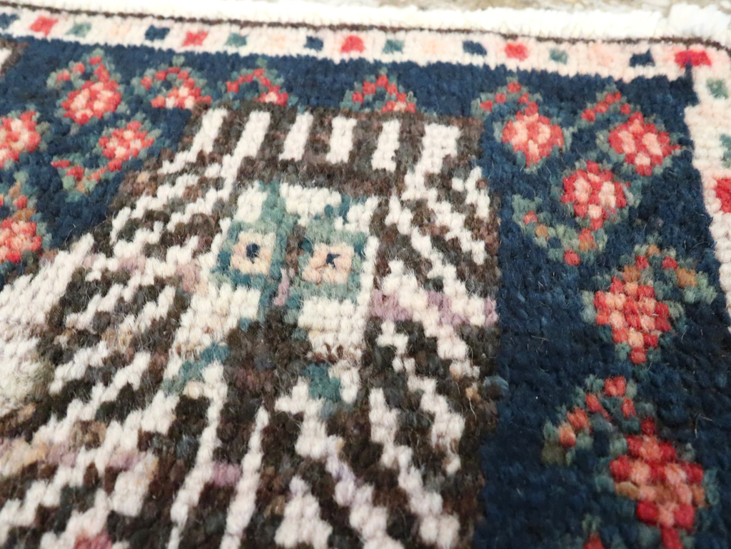 Antique Persian Hamadan Pictorial Rug, No.24612 - Gsblank