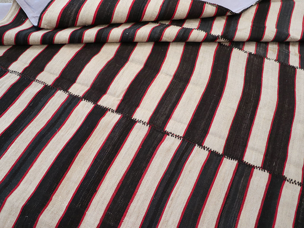 Vintage Persian Flatweave Kilim Room Size Carpet, No.24627 - Gsblank