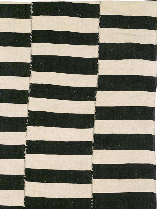 Modern Persian Flatweave Kilim Room Size Carpet, No.24628 - Gsblank