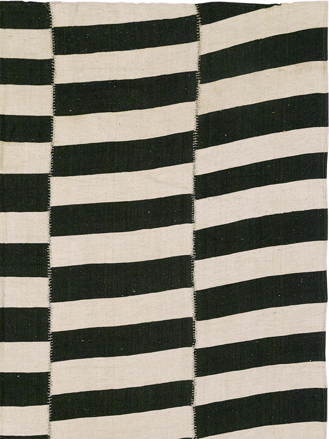 Modern Persian Flatweave Kilim Room Size Carpet, No.24628 - Gsblank