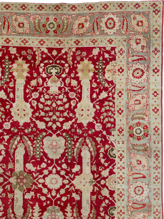 Antique Persian Tabriz Gallery Carpet, No.24680 - Gsblank