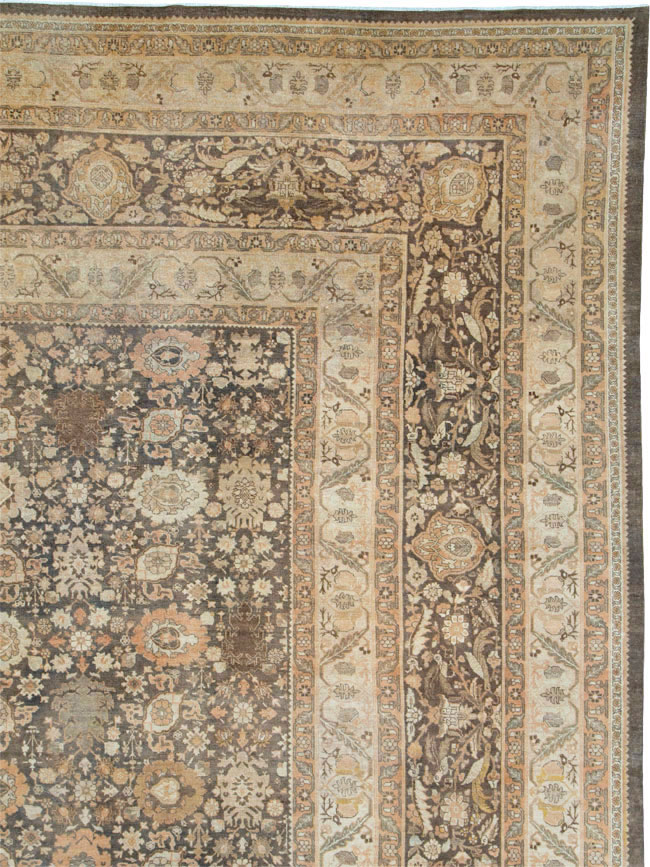 Antique Persian Tabriz Carpet, No.24729 - Gsblank