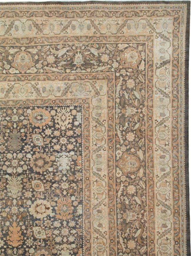 Antique Persian Tabriz Carpet, No.24729 - Gsblank