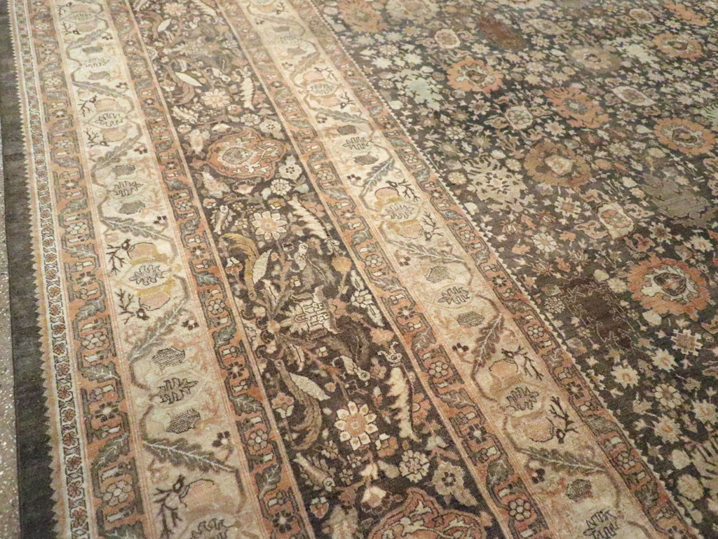 Antique Persian Tabriz Carpet, No.24729 - Gsblank