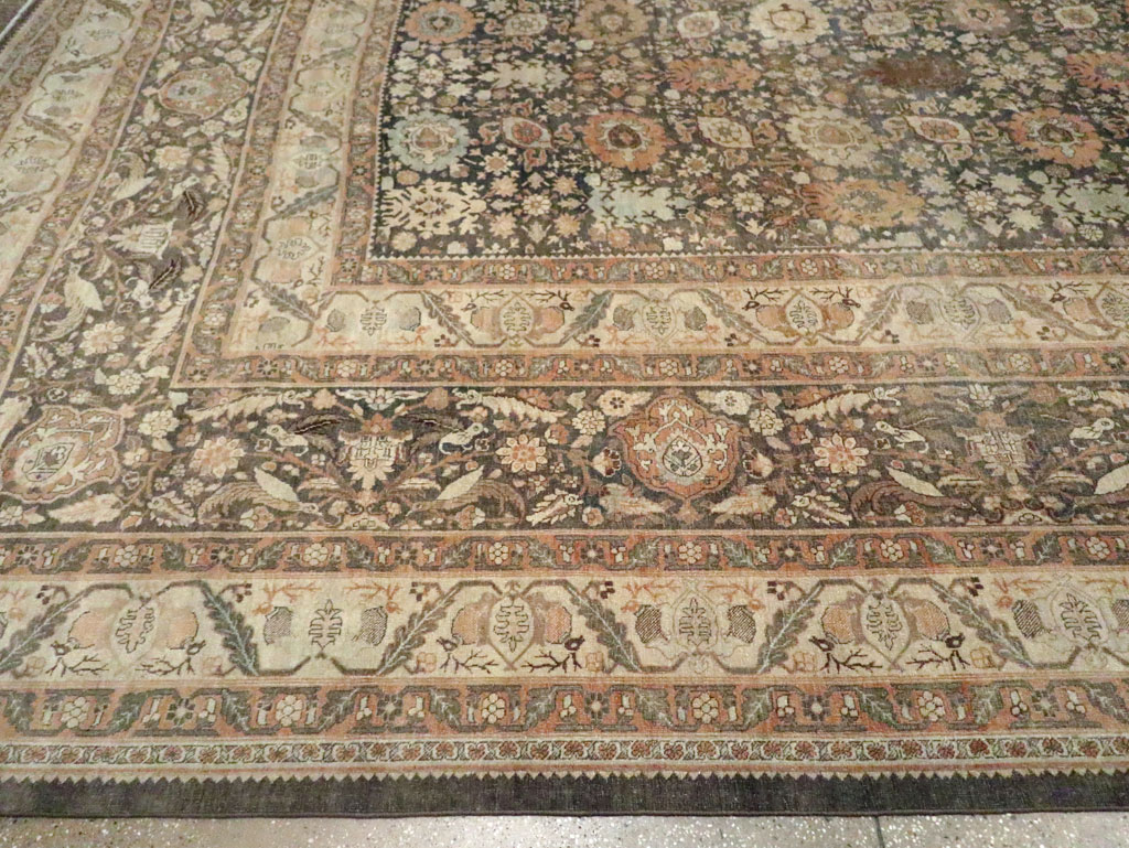 Antique Persian Tabriz Carpet, No.24729 - Gsblank