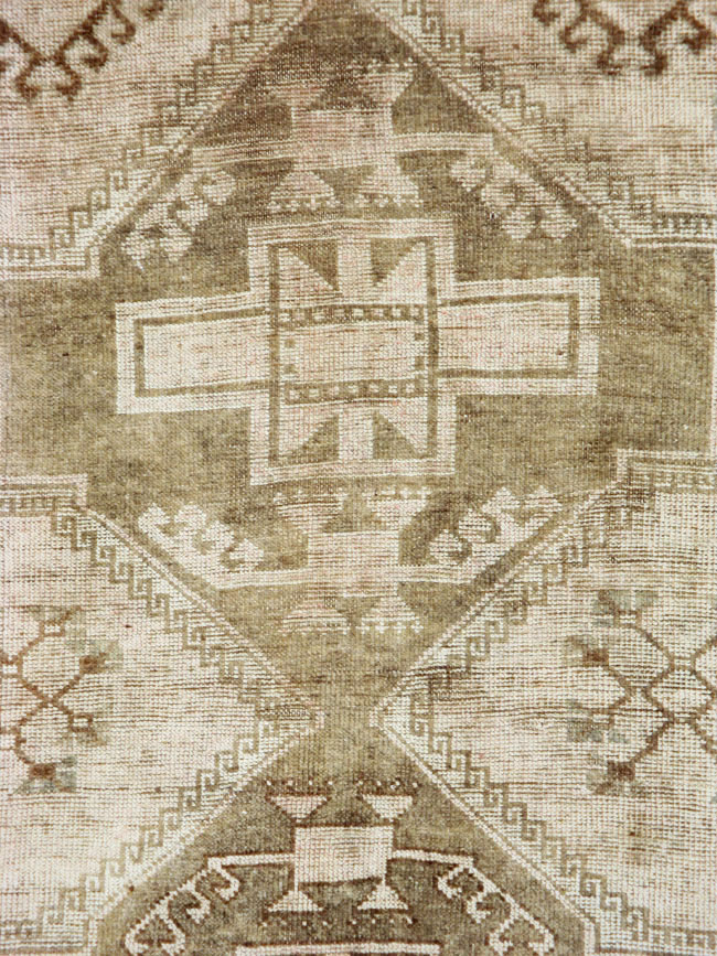 Vintage Turkish Anatolian Gallery Carpet, No.24737 - Gsblank