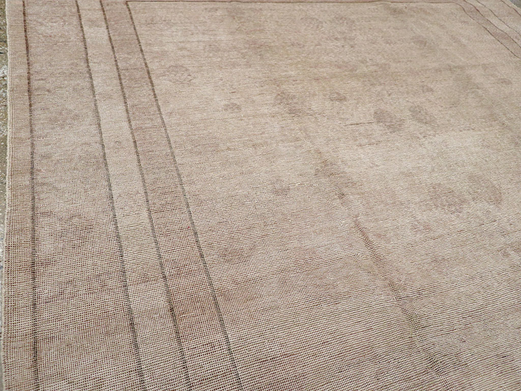 Vintage East Turkestan Khotan Carpet, No.24762 - Gsblank