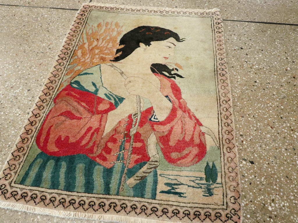 Vintage Persian Tabriz Pictorial Rug, No.24790 - Gsblank