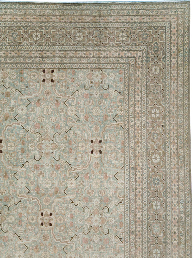 Antique Persian Tabriz Carpet, No.24810 - Gsblank