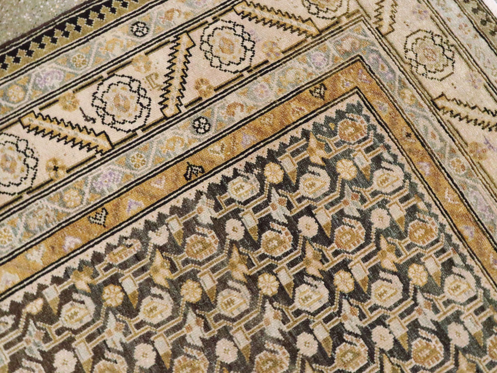 Vintage Persian Malayer Gallery Carpet, No.24811 - Gsblank