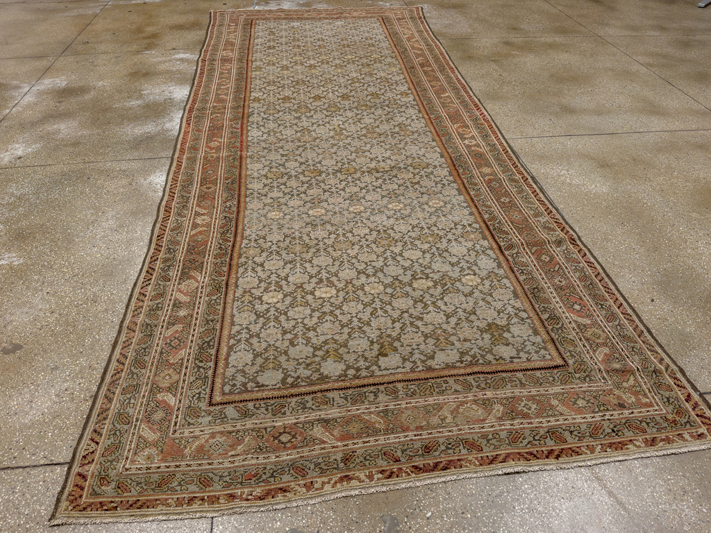 Antique Persian Malayer Gallery Carpet, No.24851 - Gsblank