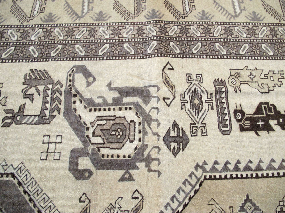 Vintage Persian Veece Carpet, No.24880 - Gsblank