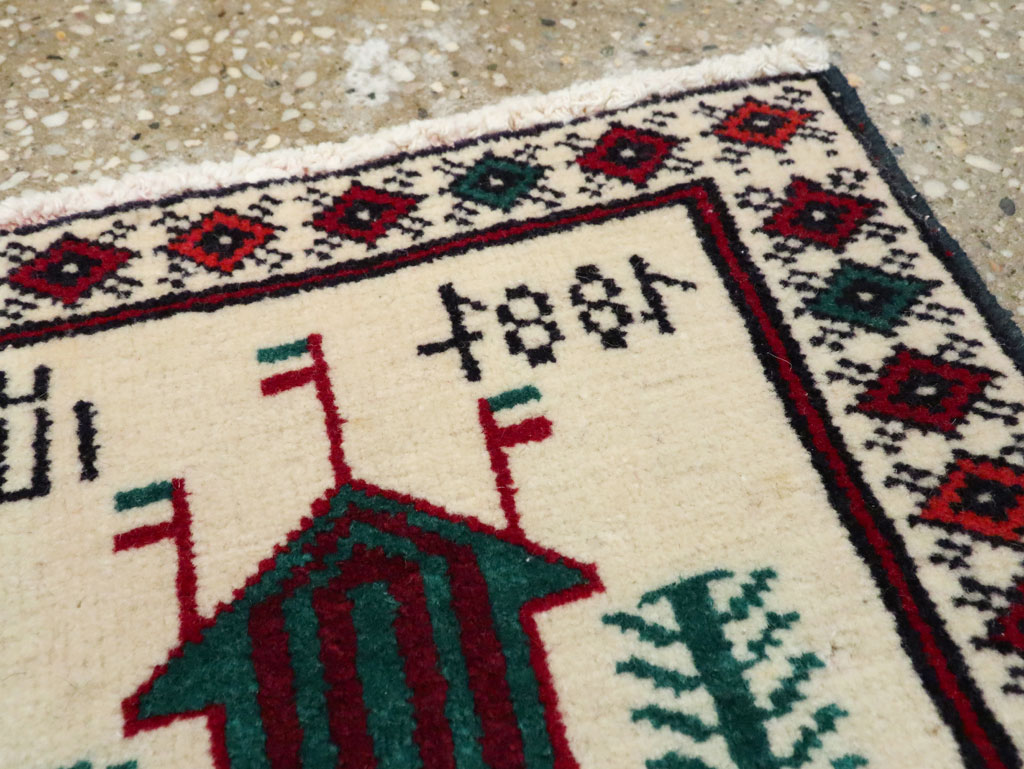 Vintage Persian Baluch Pictorial Rug, No.24903 - Gsblank