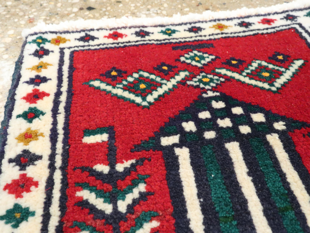 Vintage Persian Pictorial Baluch Rug (Pair: 1 of 2), No.24905 - Gsblank