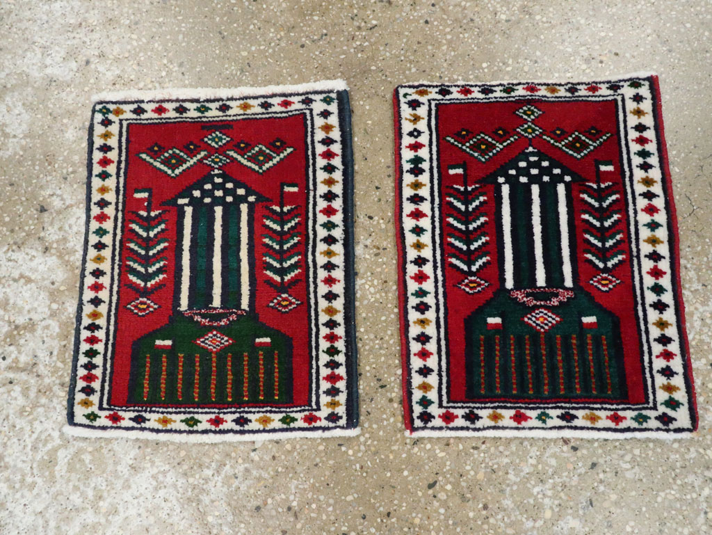 Vintage Persian Pictorial Baluch Rug (Pair: 1 of 2), No.24905 - Gsblank