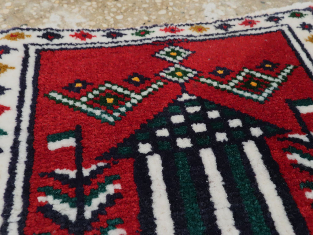 Vintage Persian Pictorial Baluch Rug (Pair: 2 of 2), No.24908 - Gsblank