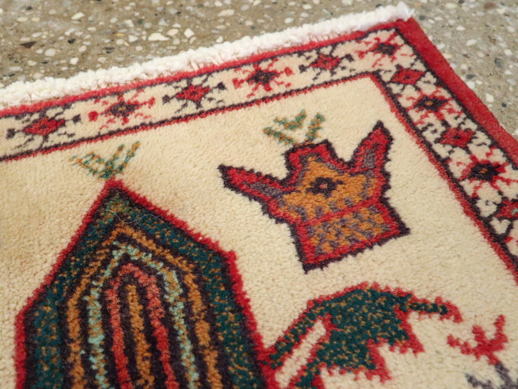 Vintage Persian Pictorial Baluch Rug (Pair: 2 of 2), No.24917 - Gsblank