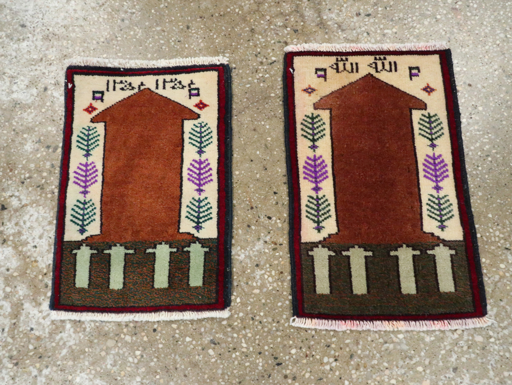 Vintage Persian Pictorial Baluch Rug (Pair: 1 of 2), No.24920 - Gsblank