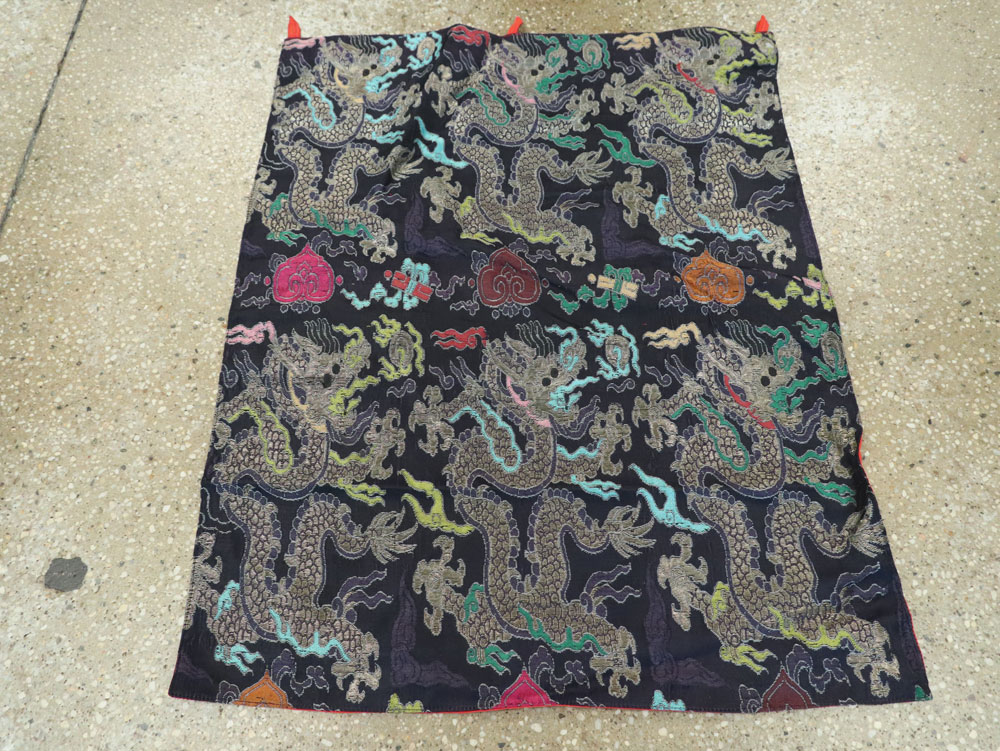 Burmese High Relief Richly Embroidered Tapestry, No.24992 - Gsblank