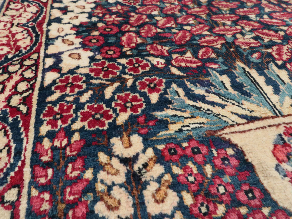 Antique Persian Lavar Kerman Rug, No.24995 - Gsblank