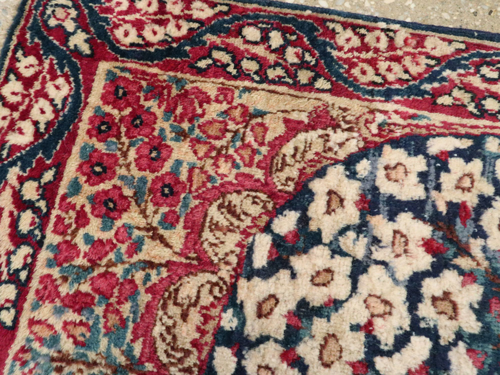 Antique Persian Lavar Kerman Rug, No.24995 - Gsblank