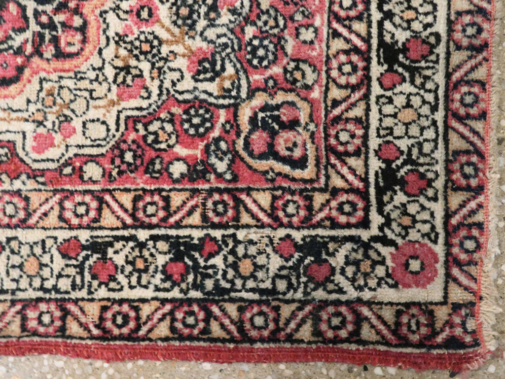 Antique Persian Lavar Kerman Rug, No.25003 - Gsblank