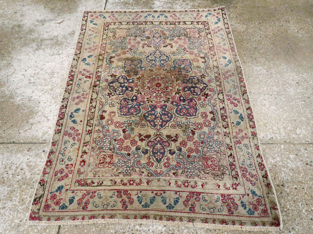 Antique Persian Lavar Kerman Rug, No.25007 - Gsblank