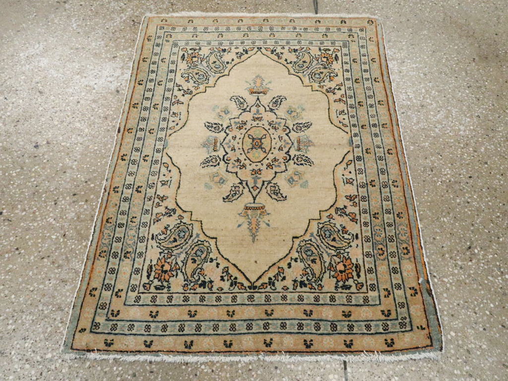 Antique Persian Tabriz Hagi Jalili Rug, No.25041 - Gsblank
