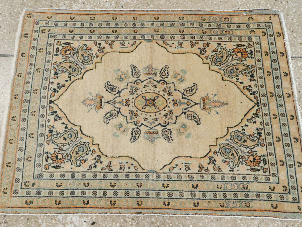 Antique Persian Tabriz Hagi Jalili Rug, No.25041 - Gsblank
