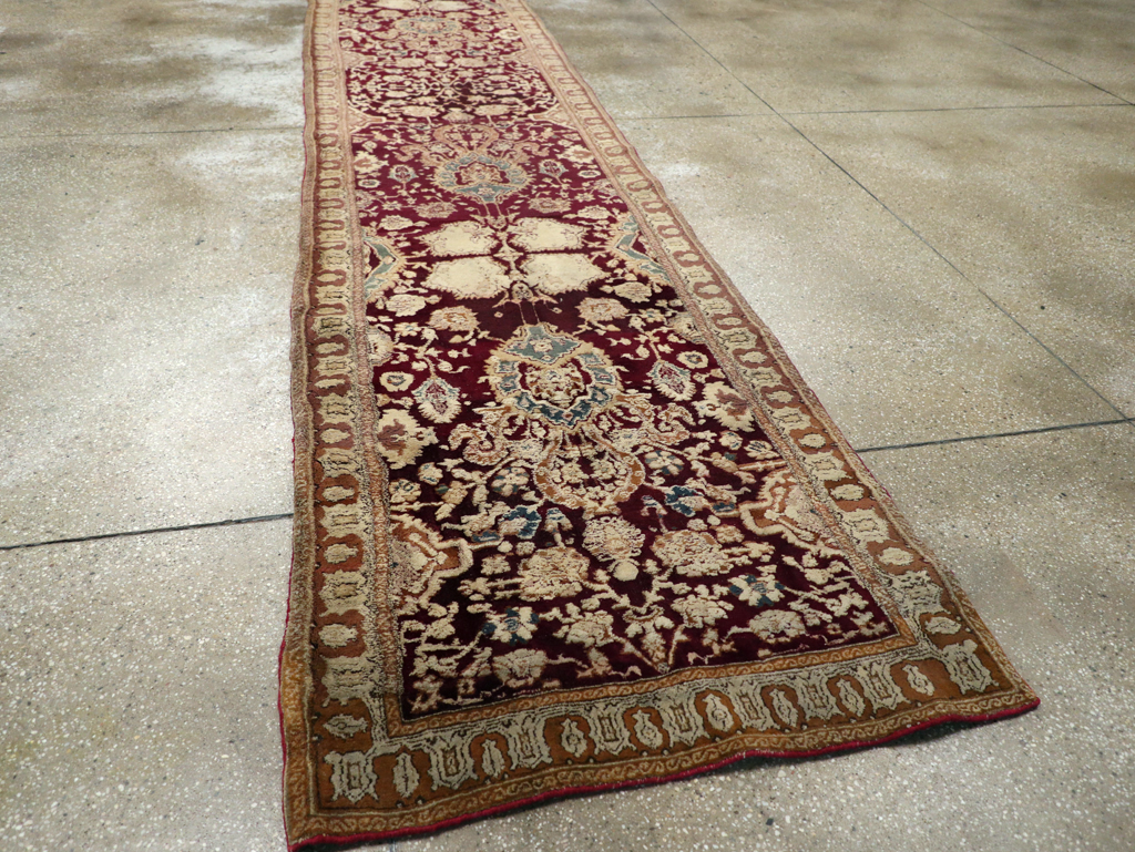 Antique Indian Agra Runner, No.25076 - Gsblank