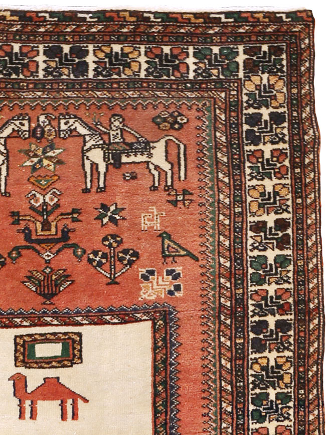 Vintage Persian Shiraz Pictorial Rug, No.25087 - Gsblank