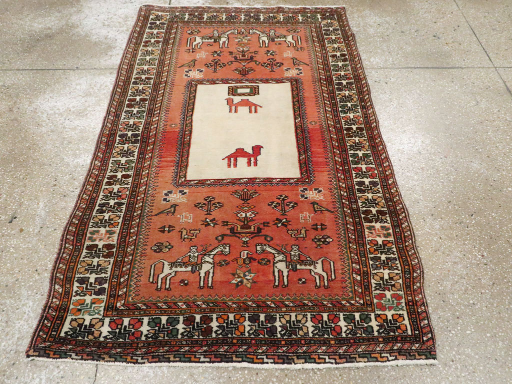 Vintage Persian Shiraz Pictorial Rug, No.25087 - Gsblank