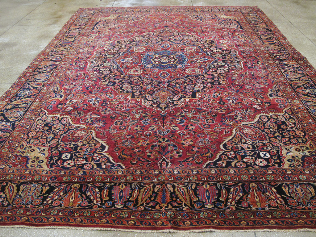 Antique Persian Sarouk Carpet, No.25095 - Gsblank