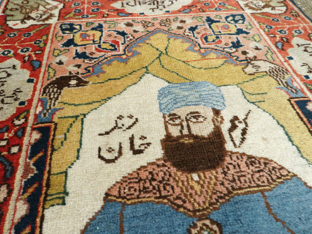 Vintage Persian Tabriz Pictorial Rug, No.25124 - Gsblank