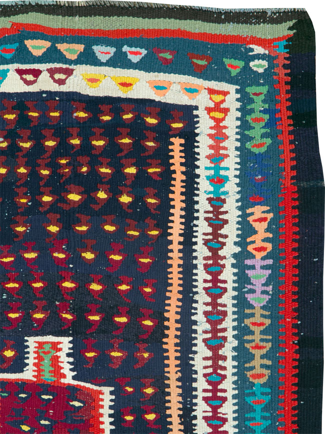 Vintage Persian Kilim, No.25157 - Gsblank