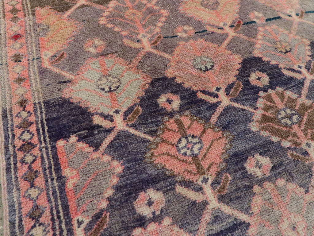 Vintage Persian Tabriz Rug, No.25166 - Gsblank