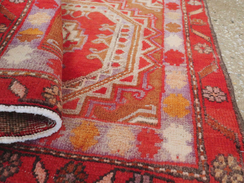 Vintage Persian Tabriz Rug, No.25170 - Gsblank