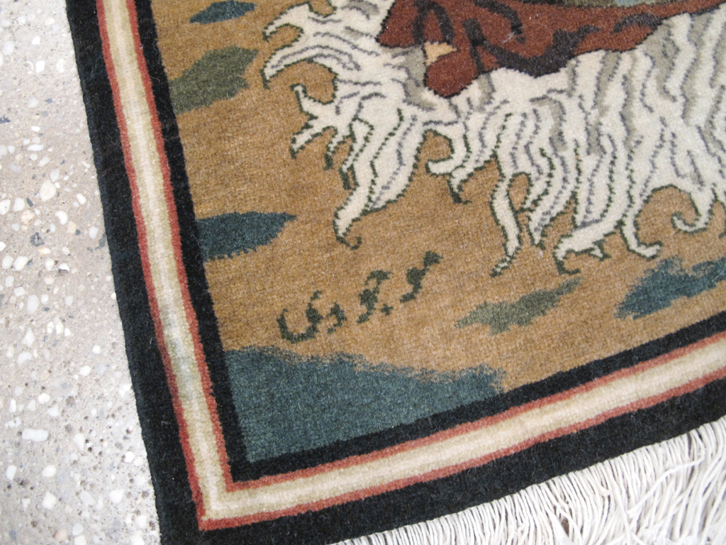 Vintage Persian Tabriz Pictorial Rug, No.25179 - Gsblank