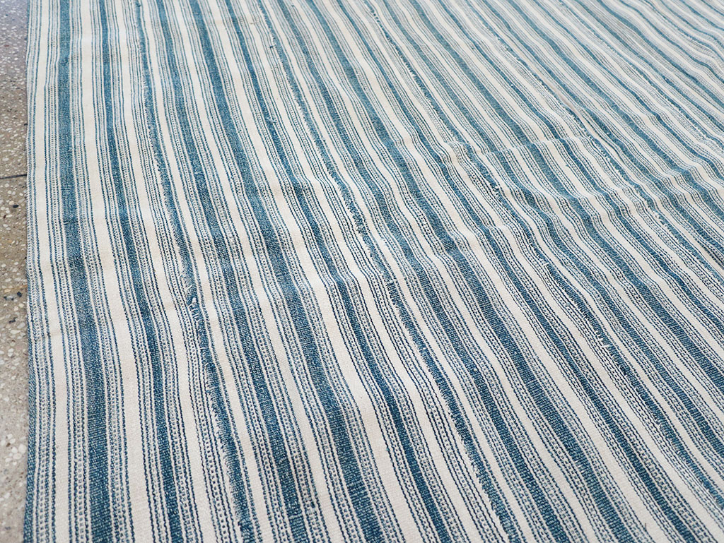 Vintage Persian Flatweave Kilim Square Accent Rug, No.25190 - Gsblank