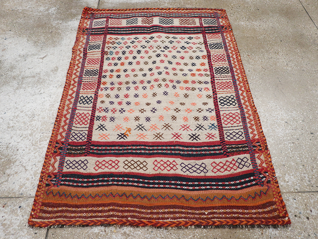 Vintage Persian Flatweave Kilim Throw Rug, No.25199 - Gsblank