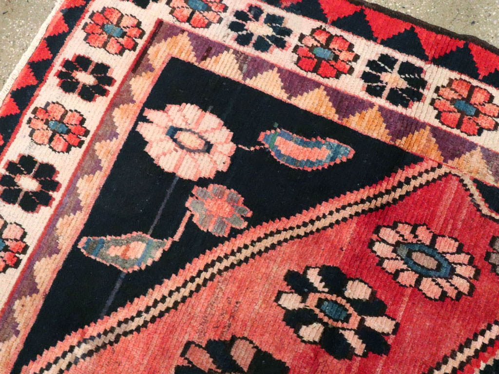 Vintage Persian Gabbeh Rug, No.25203 - Gsblank