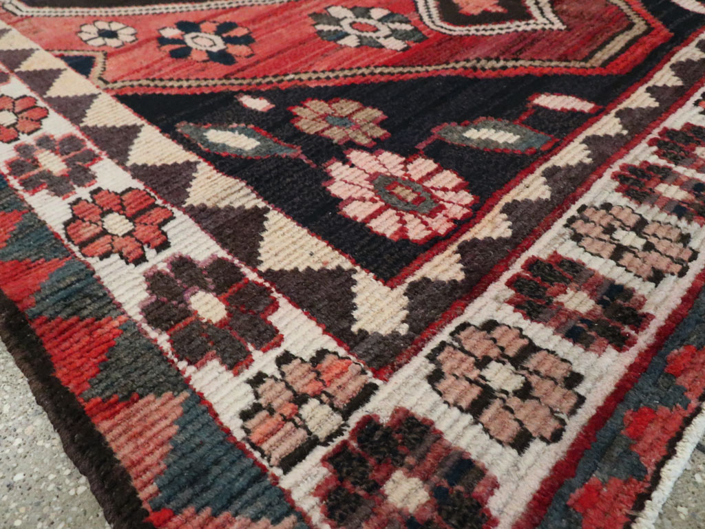 Vintage Persian Gabbeh Rug, No.25205 - Gsblank