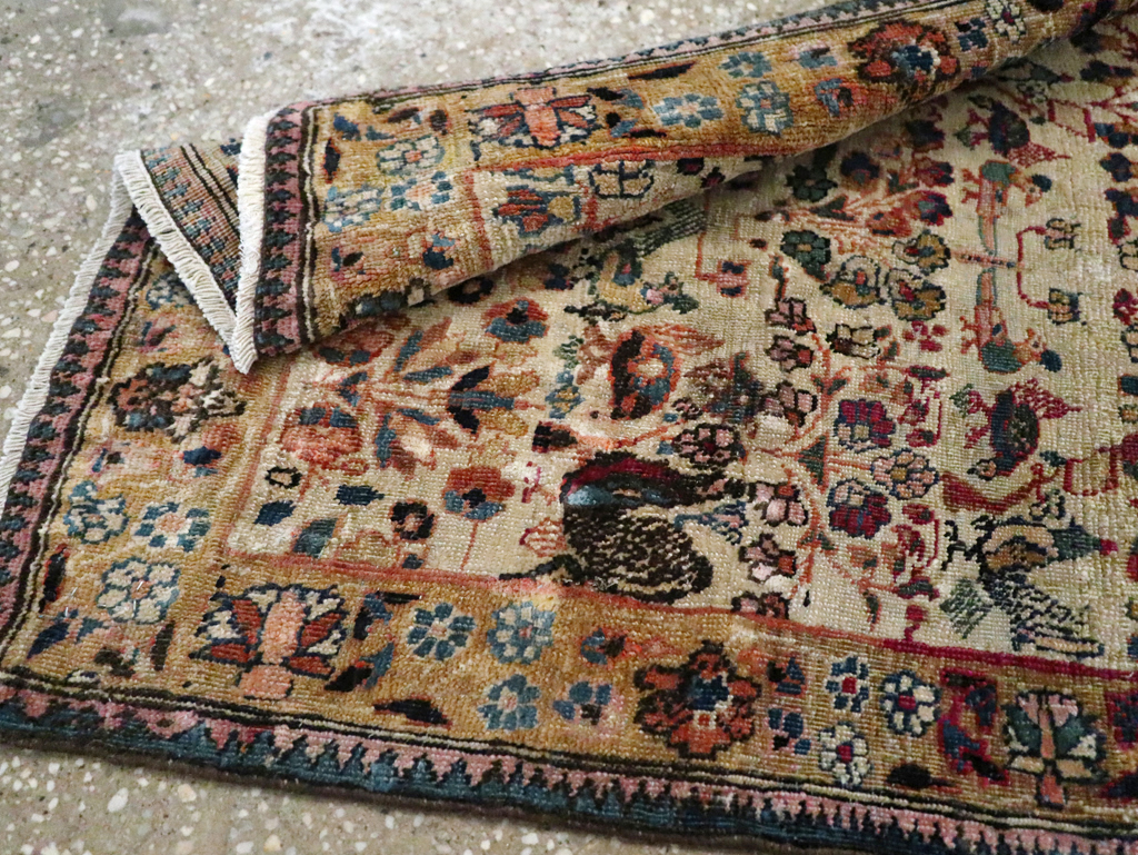 Antique Persian Tabriz Pictorial Rug, No.25211 - Gsblank