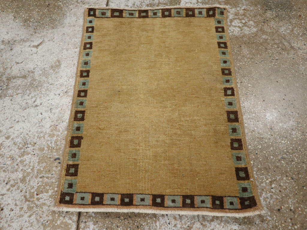 Antique Persian Tabriz Rug, No.25213 - Gsblank